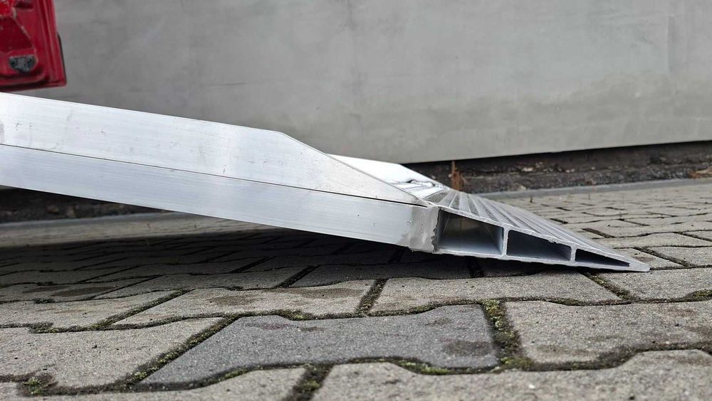 Rampa Aluminiowa 275x100cm RANTY do 800kg Podjazd pod Maszyny Paleciak