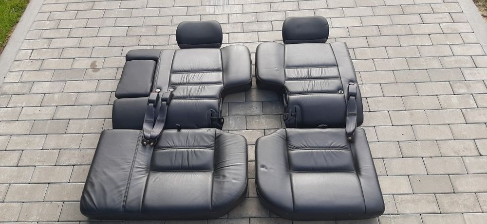 Nissan Pathfinder Infiniti QX4 Komplet Foteli Przód i Tył