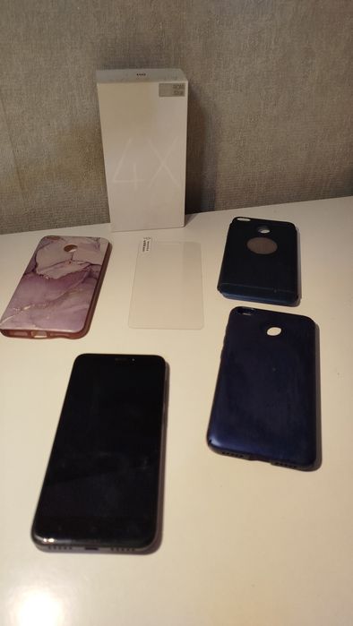 Продам телефон Redmi 4X 3/32GB