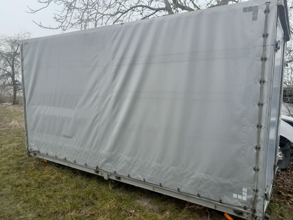 Skrzynia ładunkowa plandeka