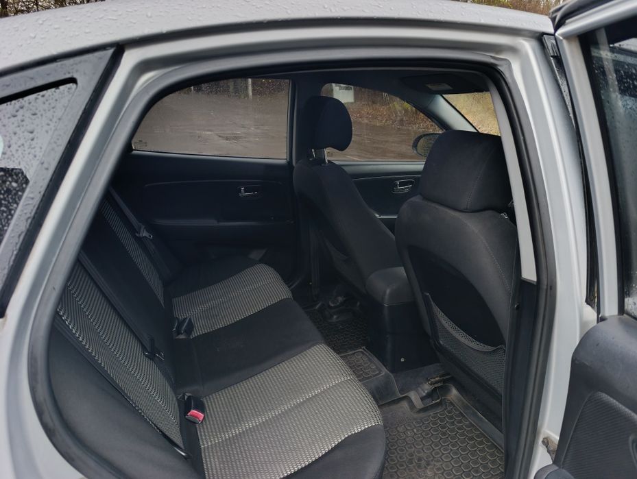 Елантра 2011 автомат газ кондиціонер