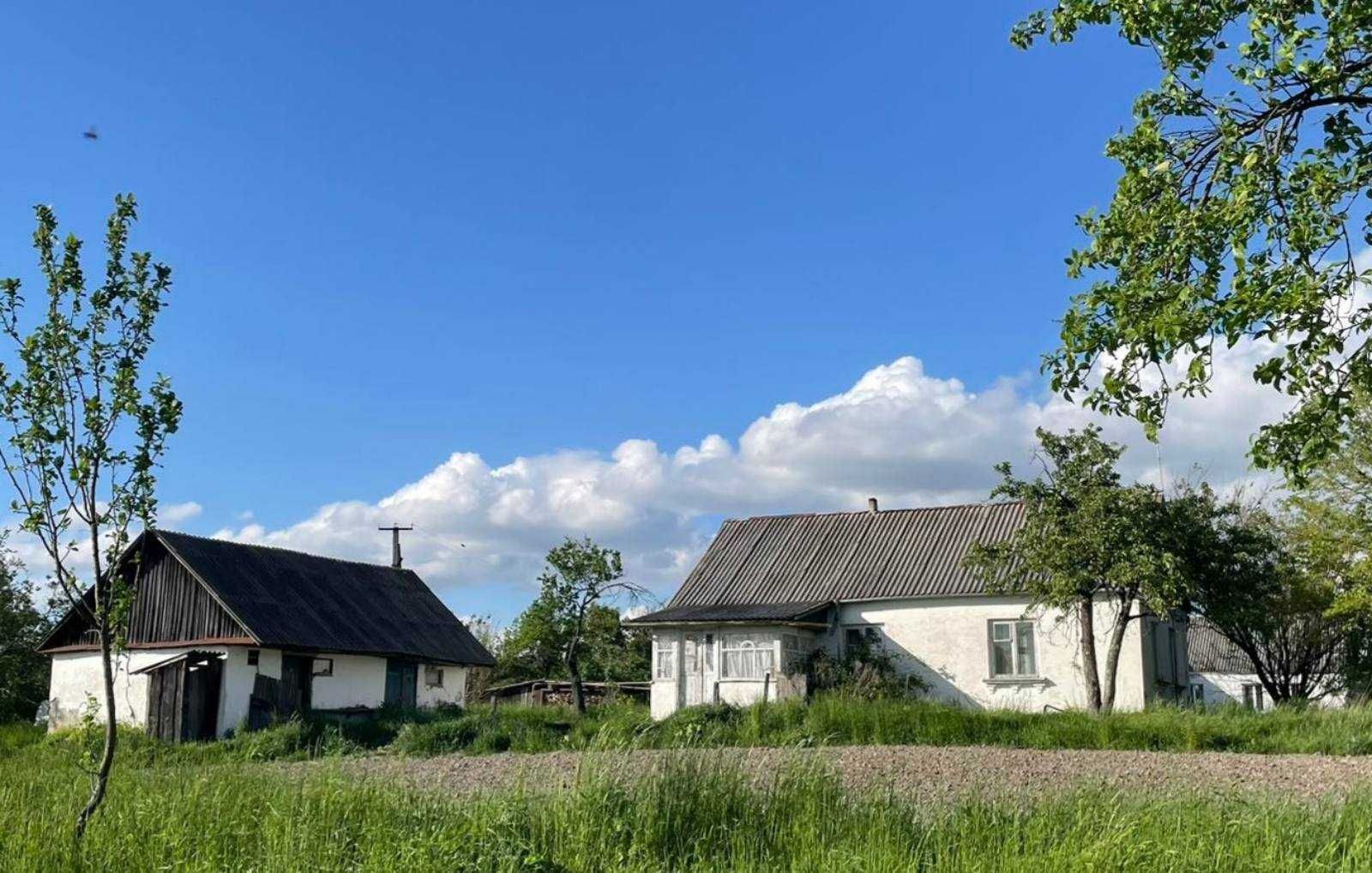Продаж будинку під реконструкцію в Вересах (Житомир)