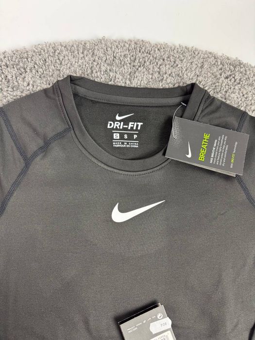 Термо білизна від Nike Pro Combat термо белье из микро флисом опт