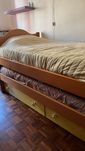 Cama de 2 andares e gavetas