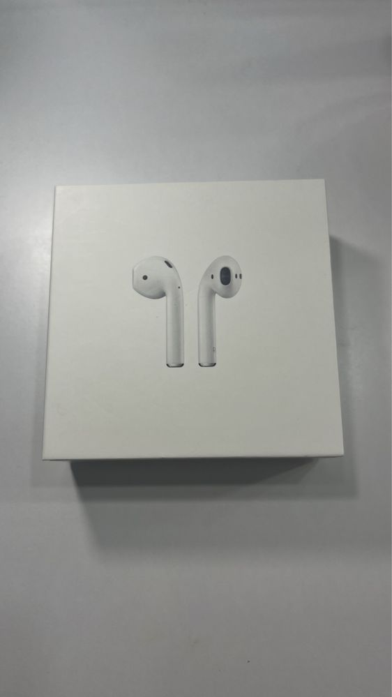 Навушники AirPods
