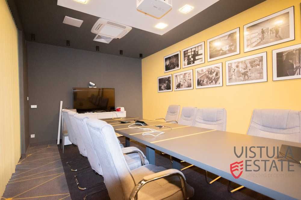 Lokal usługowy na parterze – 293 m2