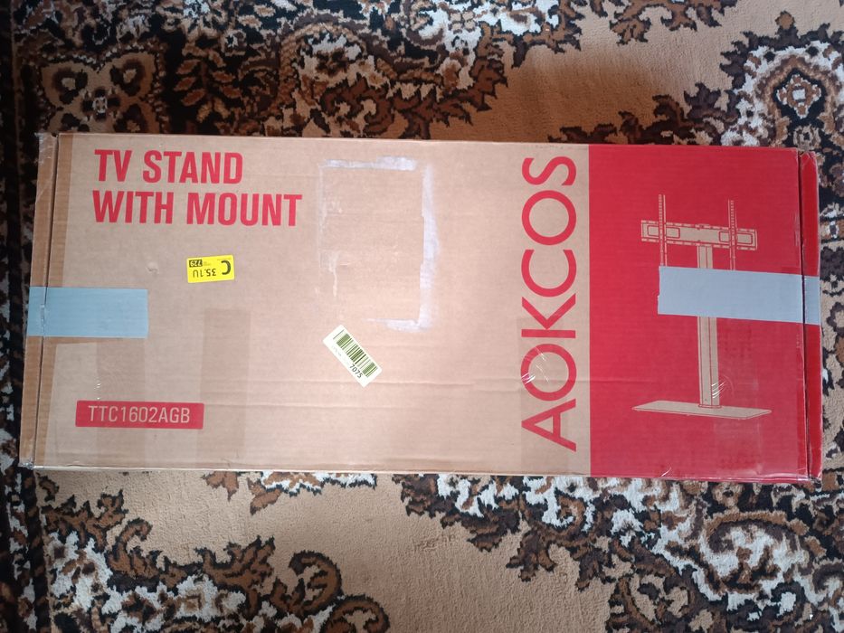 Потужна універсальна стійка для телевізора