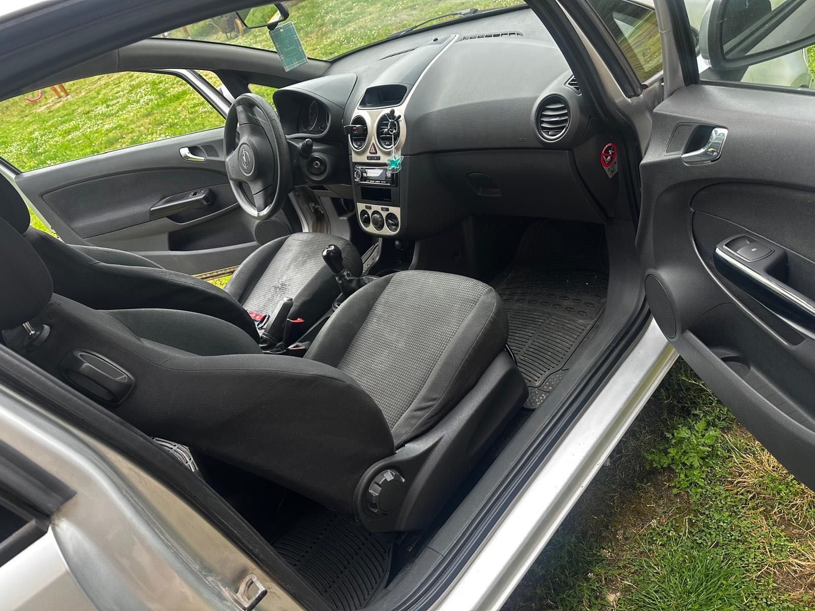 Opel Corsa D 1.0 LPG