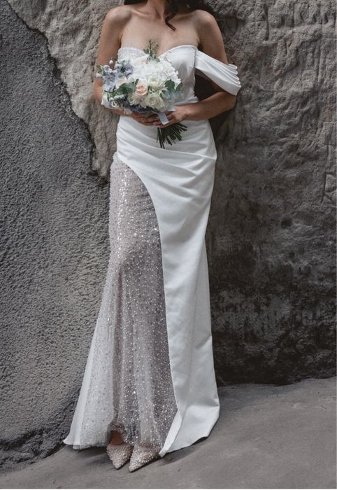 Продаю неймовірну весільну сукню