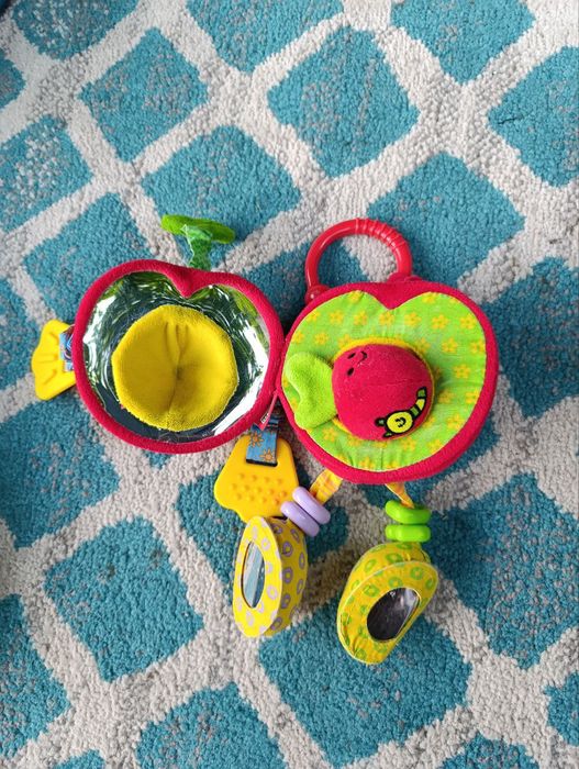 Tiny love яблуко іграшка розвиваюча