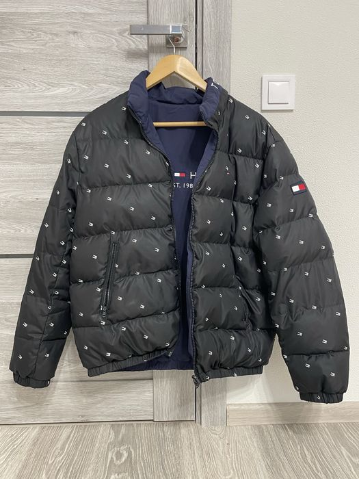 куртка Tommy Hilfiger Boys Navy Reversible Puffer Jacket Size 176