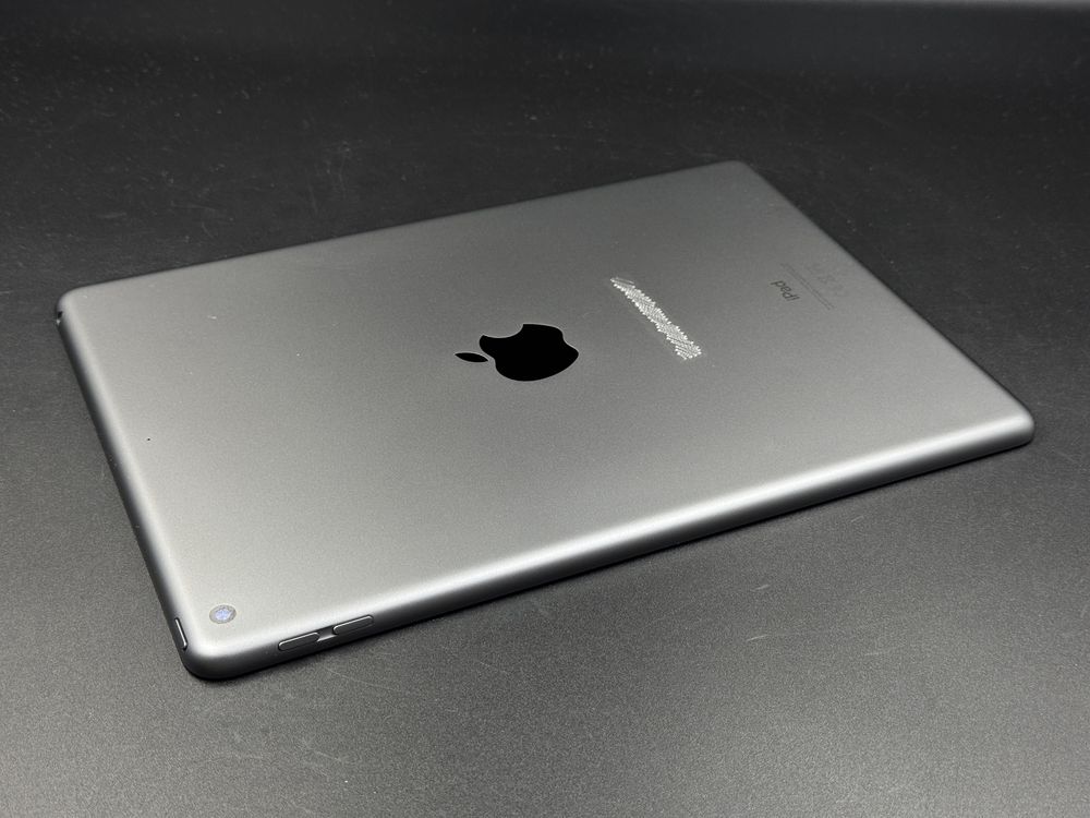 iPad 8. gen. 32GB (A2270) - faktura VAT 23%