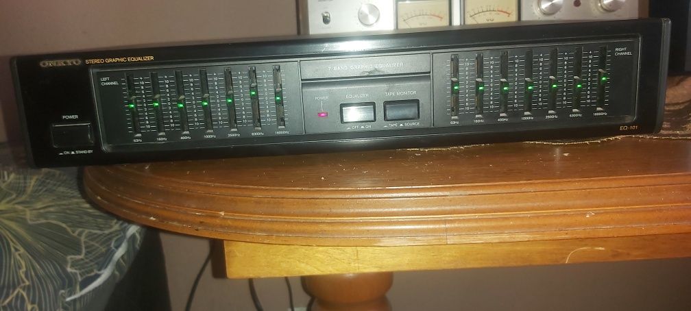 Korektor Onkyo EQ-101