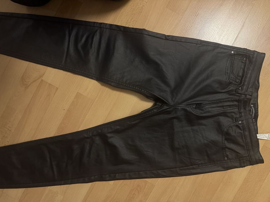 Spodnie skórzane Stradivarius 42