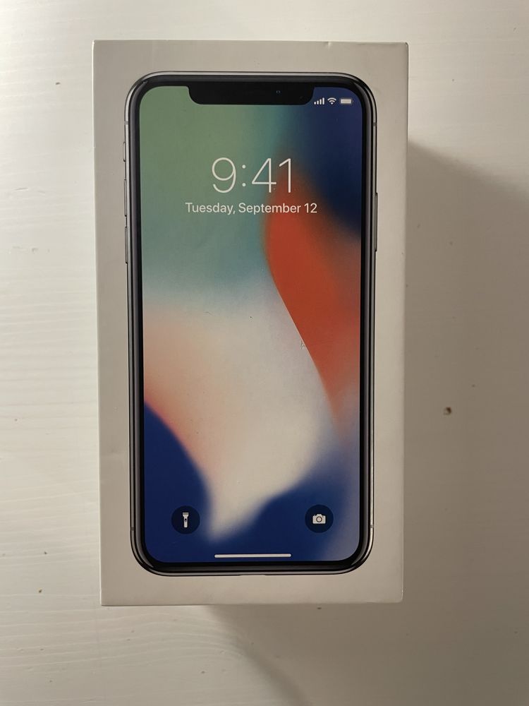 Apple - Iphone X 64 GB. Biały / Plecki - kilka gratis