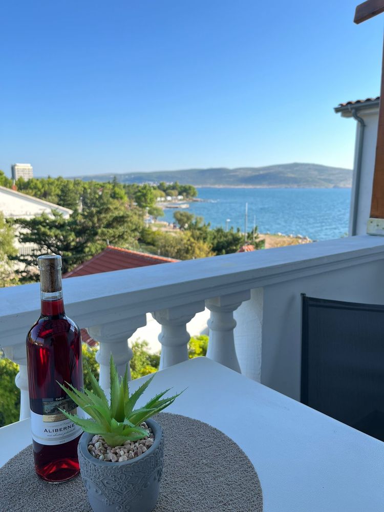 CHORWACJA 18.08-23.08 Starigrad apartament z widokiem na morze