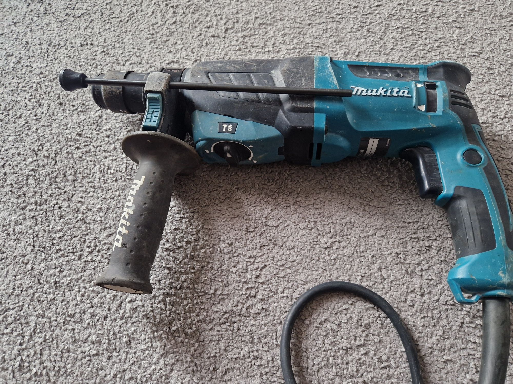 Młotowiertarka MAKITA HR2630T SDS  2023.11 
MŁOTOWIERTARKA SDS PLUS z