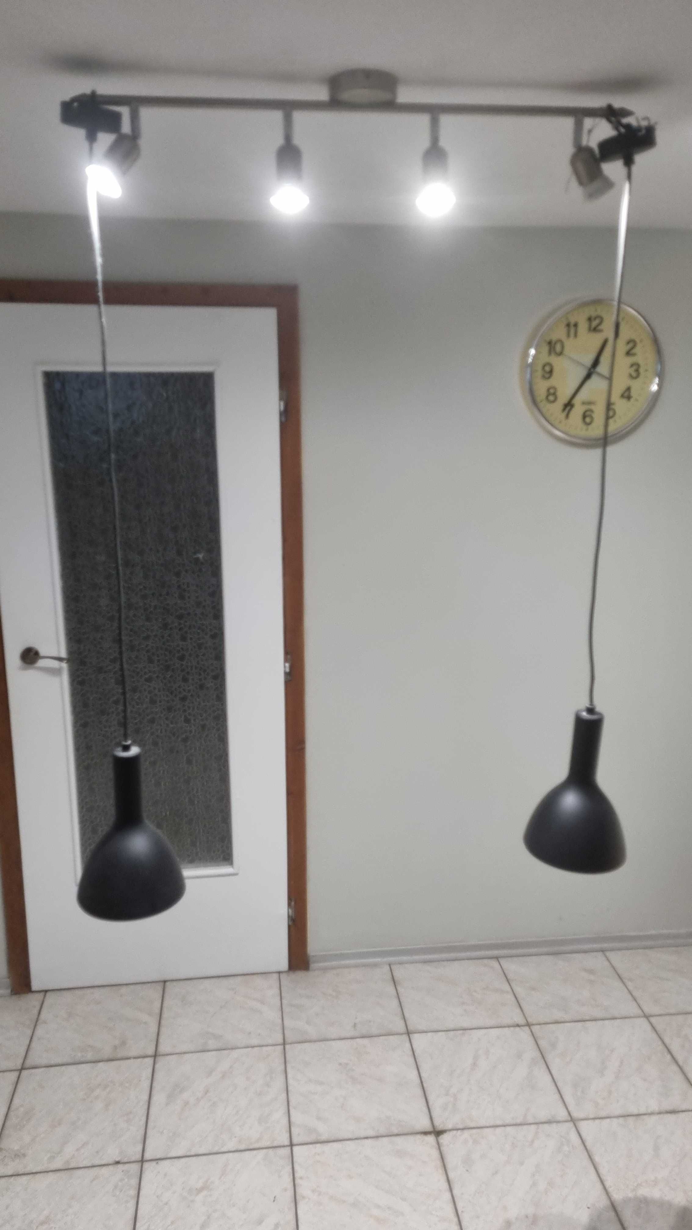Lampa wisząca na przewodzie (np. nad wyspę)