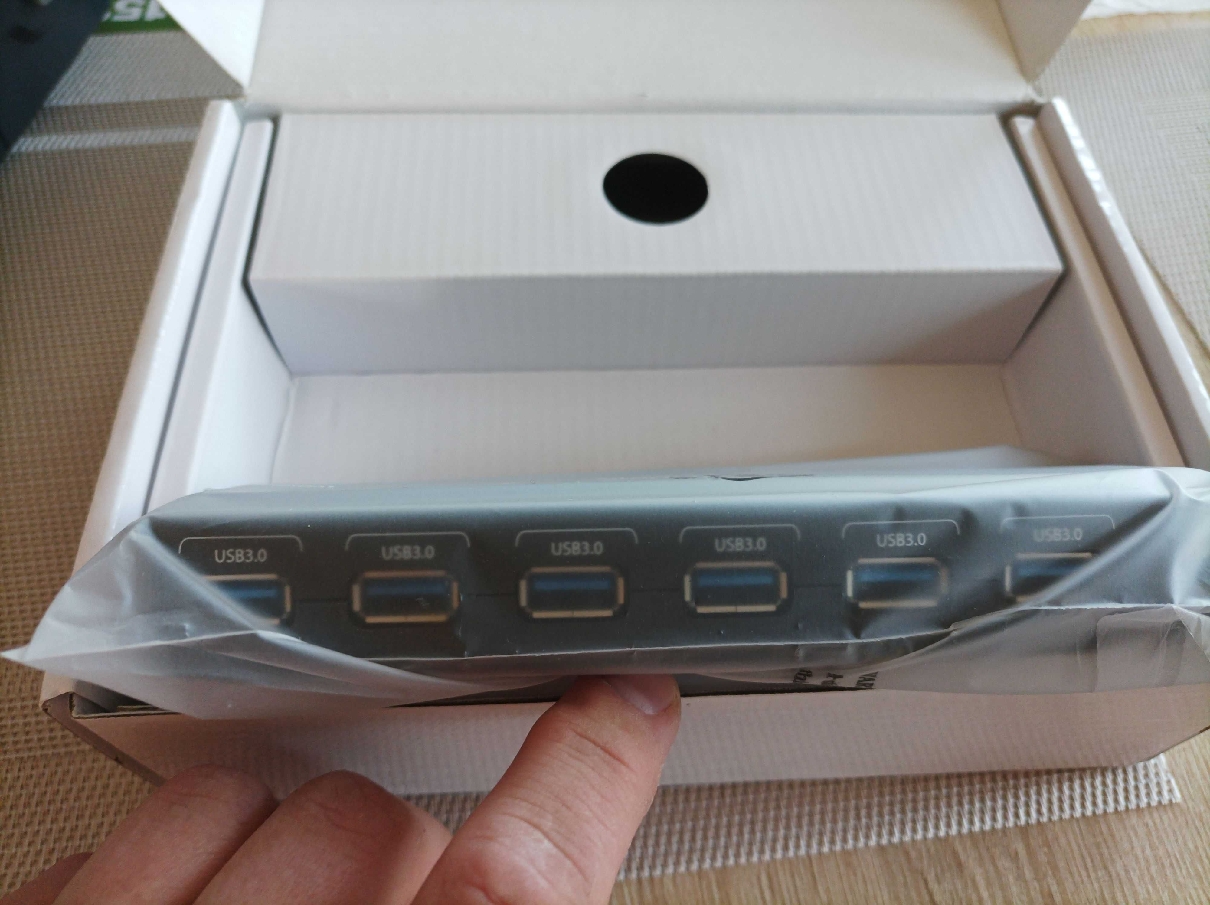 Hub 7-Port USB 3.0 Hub (5Gbps)