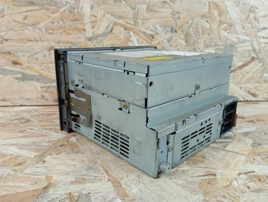 Rádio / auto-rádio SAAB 9-5 Sedan (YS3E)