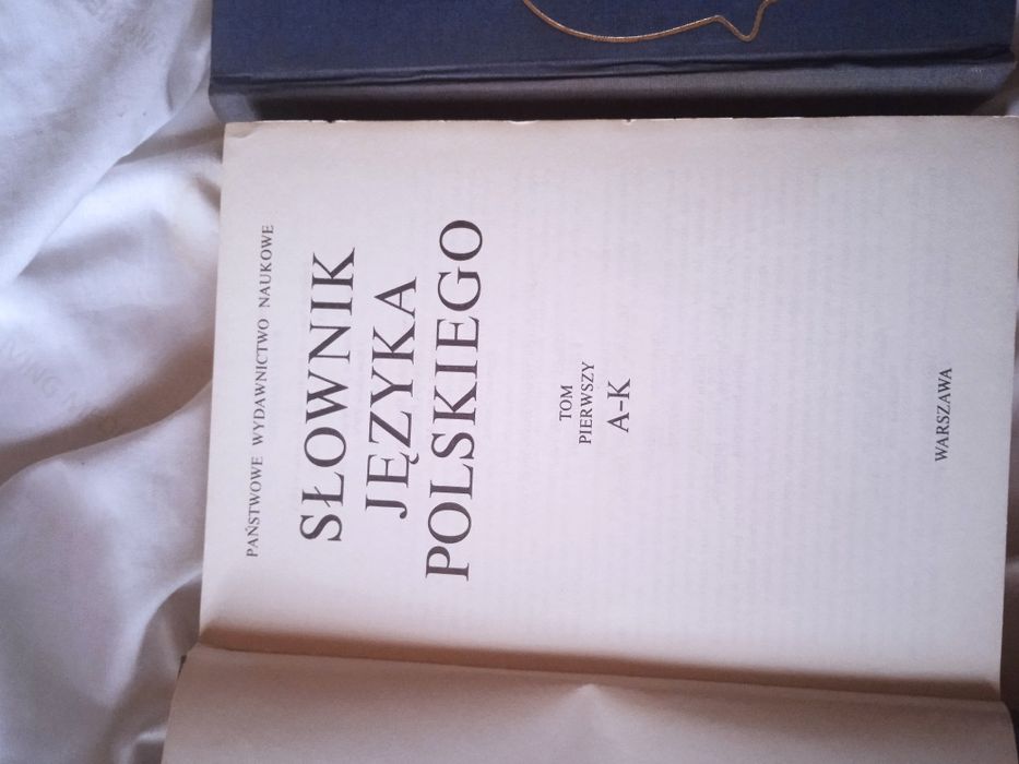 Słownik j.polskiego trzy tomy+leksykon
