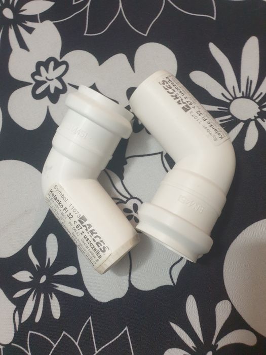 Akces Rura biała kolanka