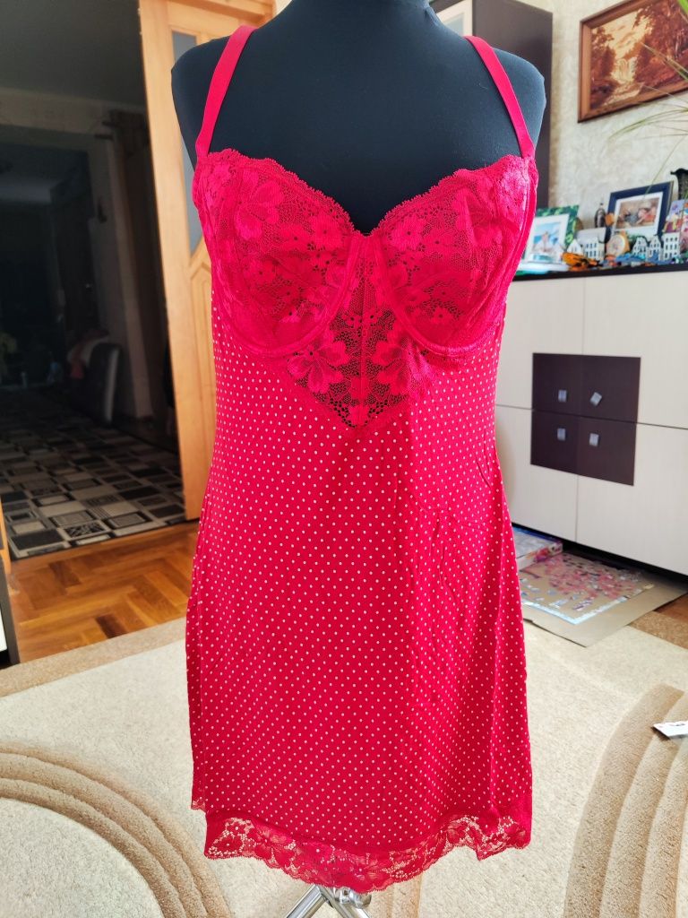 Нічна сорочка пеньюар victorias secret