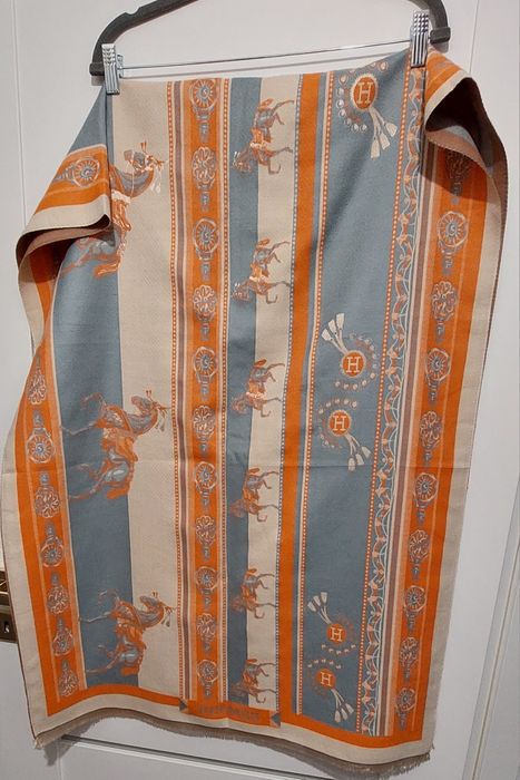 HERMES premium szal