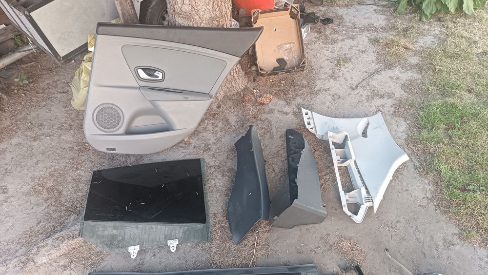 Megane iii 3 tapicerka szyba drzwi