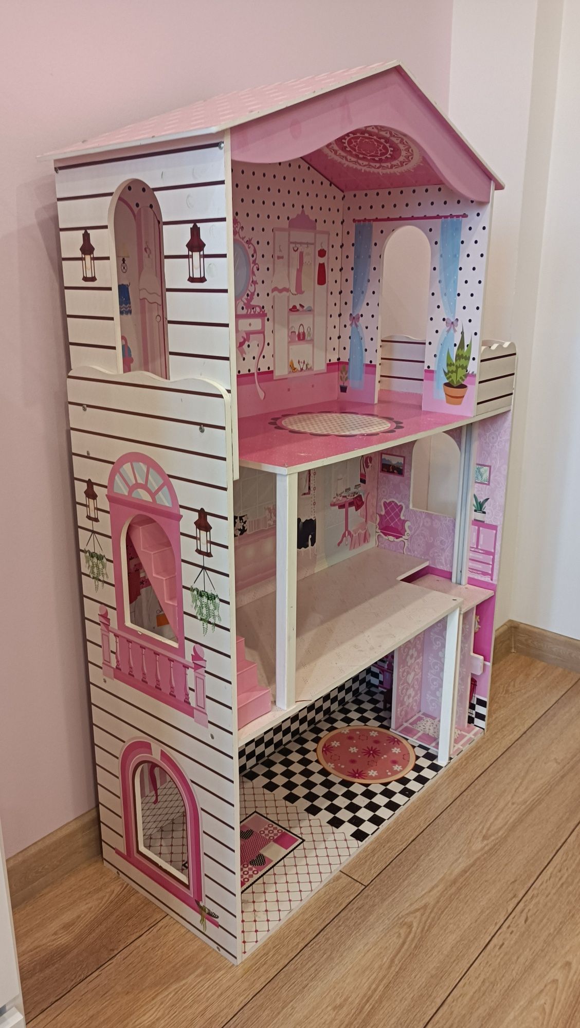 Domek dla lalek Barbie z windą