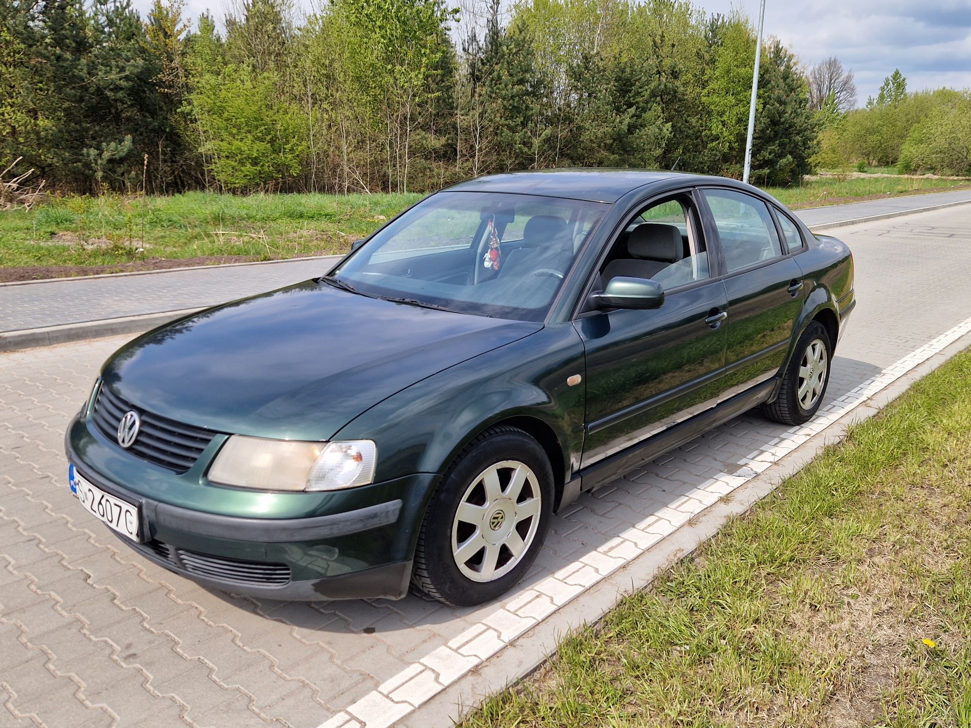 Passat b5 1.6 Climatronic * Długie Opłaty *