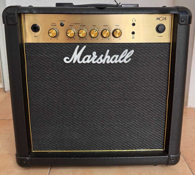 Amplificador Marshall MG15CF