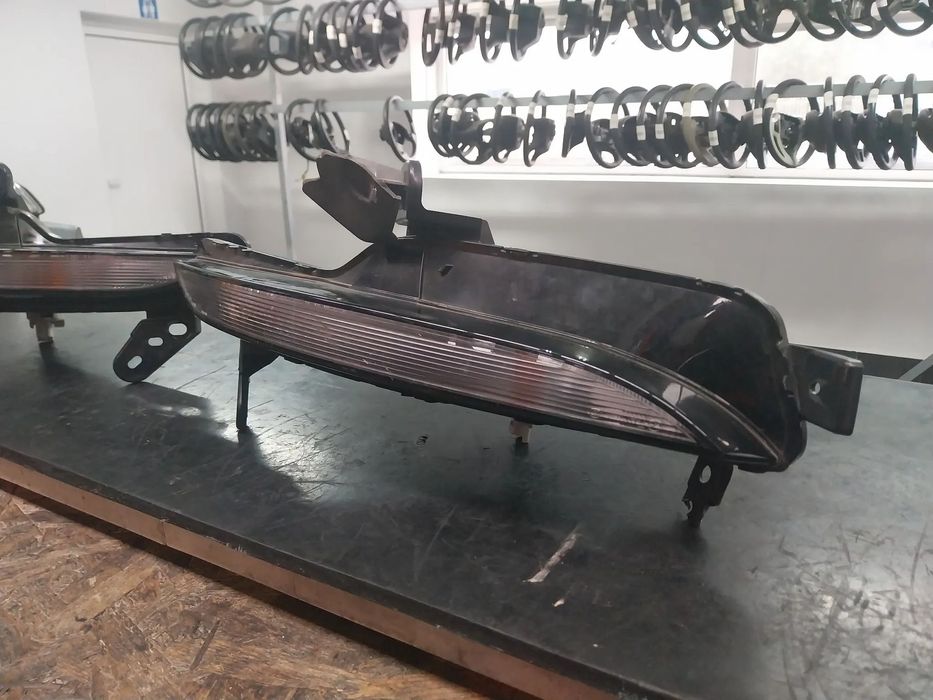 Farolim pisca Renault Megane IV