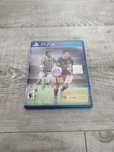 Gra FIFA 16 na PS4
