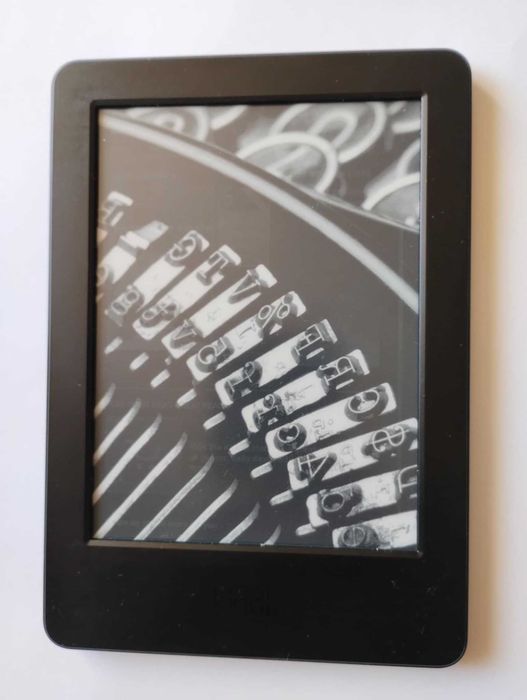 Czytnik Ebooków  - 7 Generacja  Kindle Touch 2