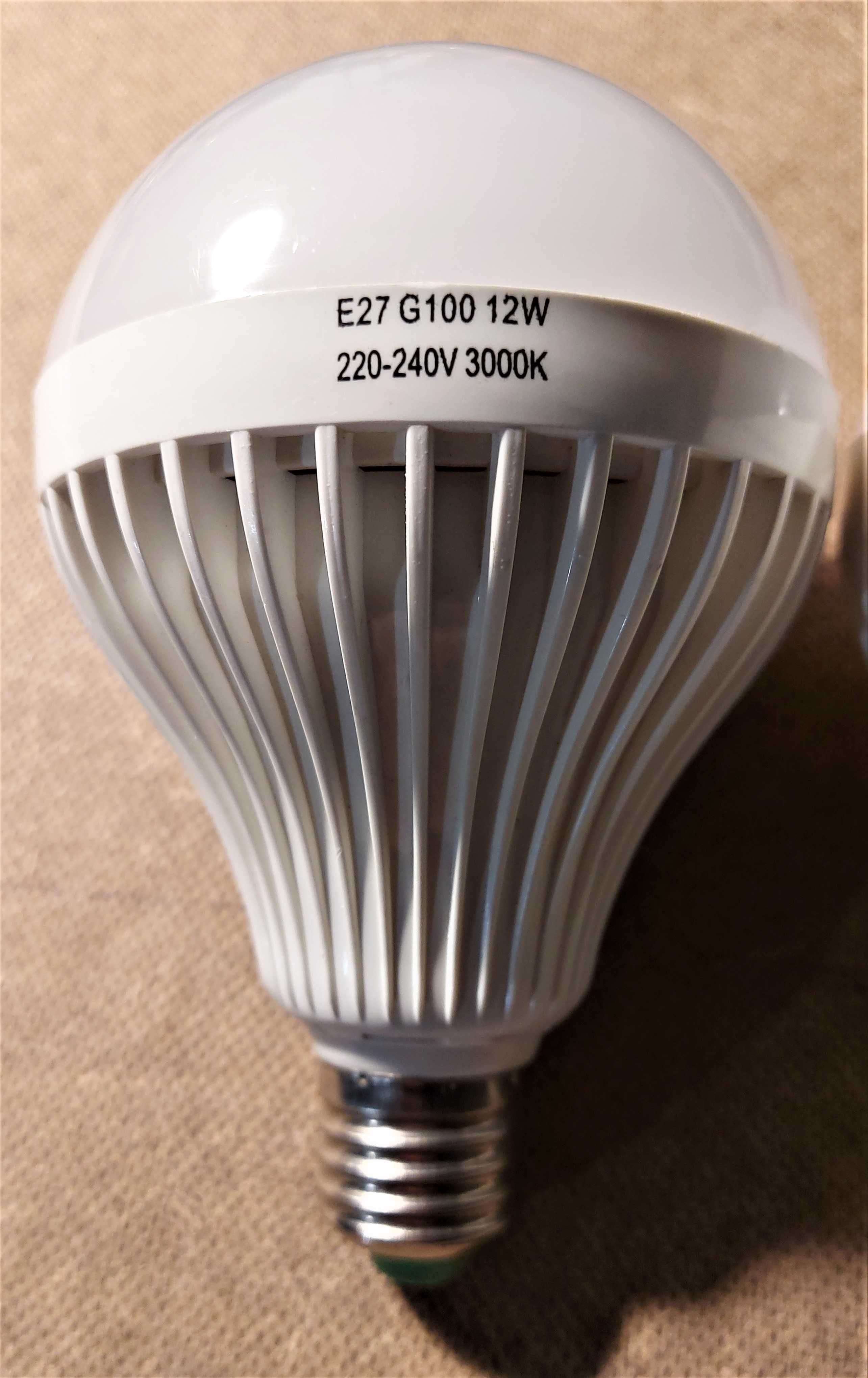 Żarówka LED Oxyled Globe G100 E27 270° 3000K