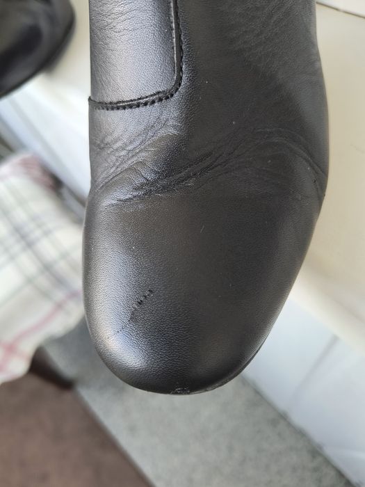 Продам ботинки женские CARLO PAZOLINI