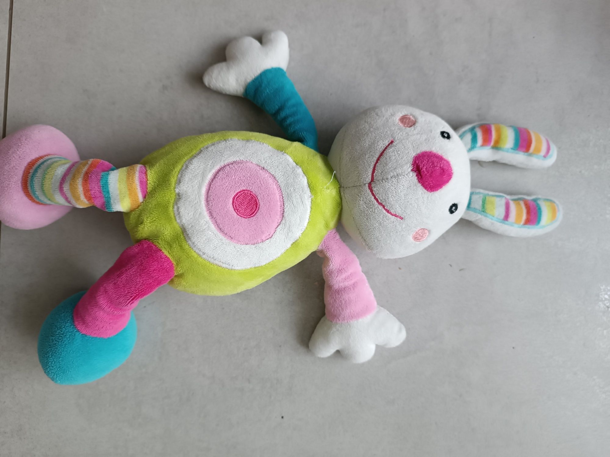 C&A maskotka królik pluszak przytulanka kolorowa 39 cm miś pluszowy bi