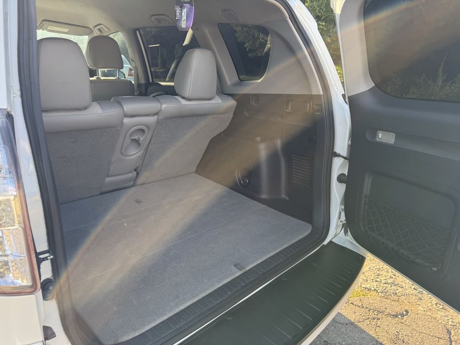 Toyota rav4, electric 42kw запас ходу 150-170км