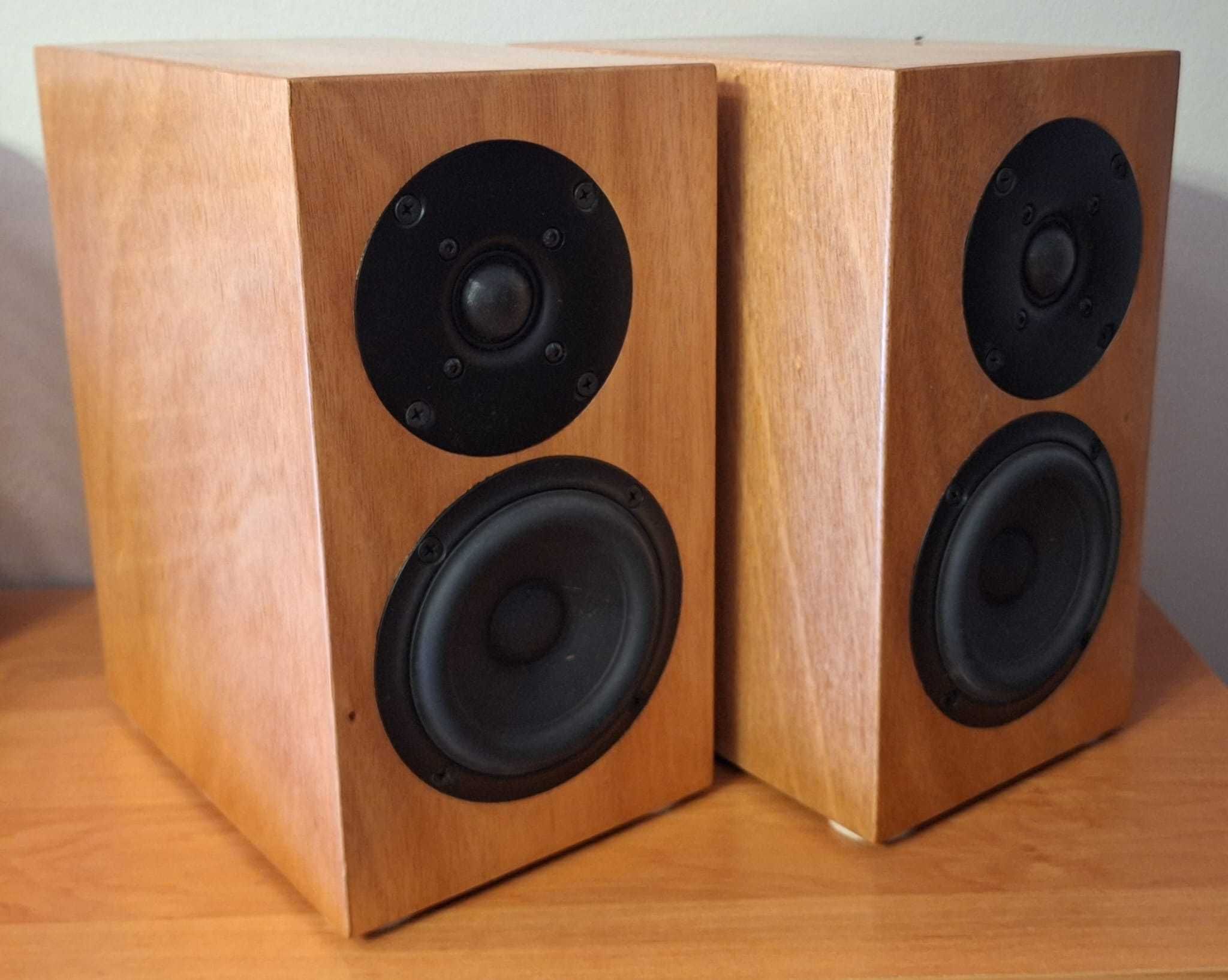 Mini monitory SB Acoustic