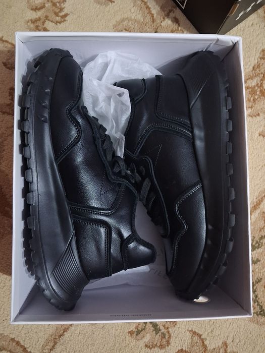 Кросівки демісезонні жіночі  Lifexpert 41 Чорні