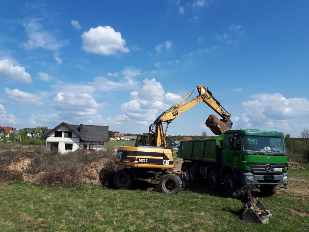 Piach Żwir Pulpa Kamień Czarnoziem Gruz Koparka Wykopy