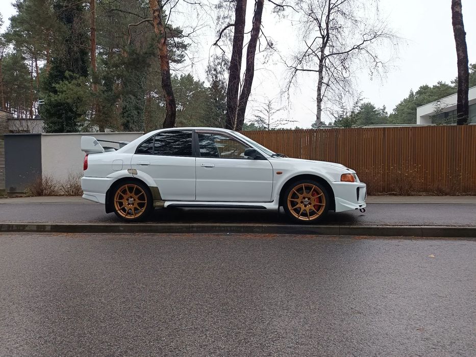 Mitsubishi Lancer Evolution Lancer Evolution lhd