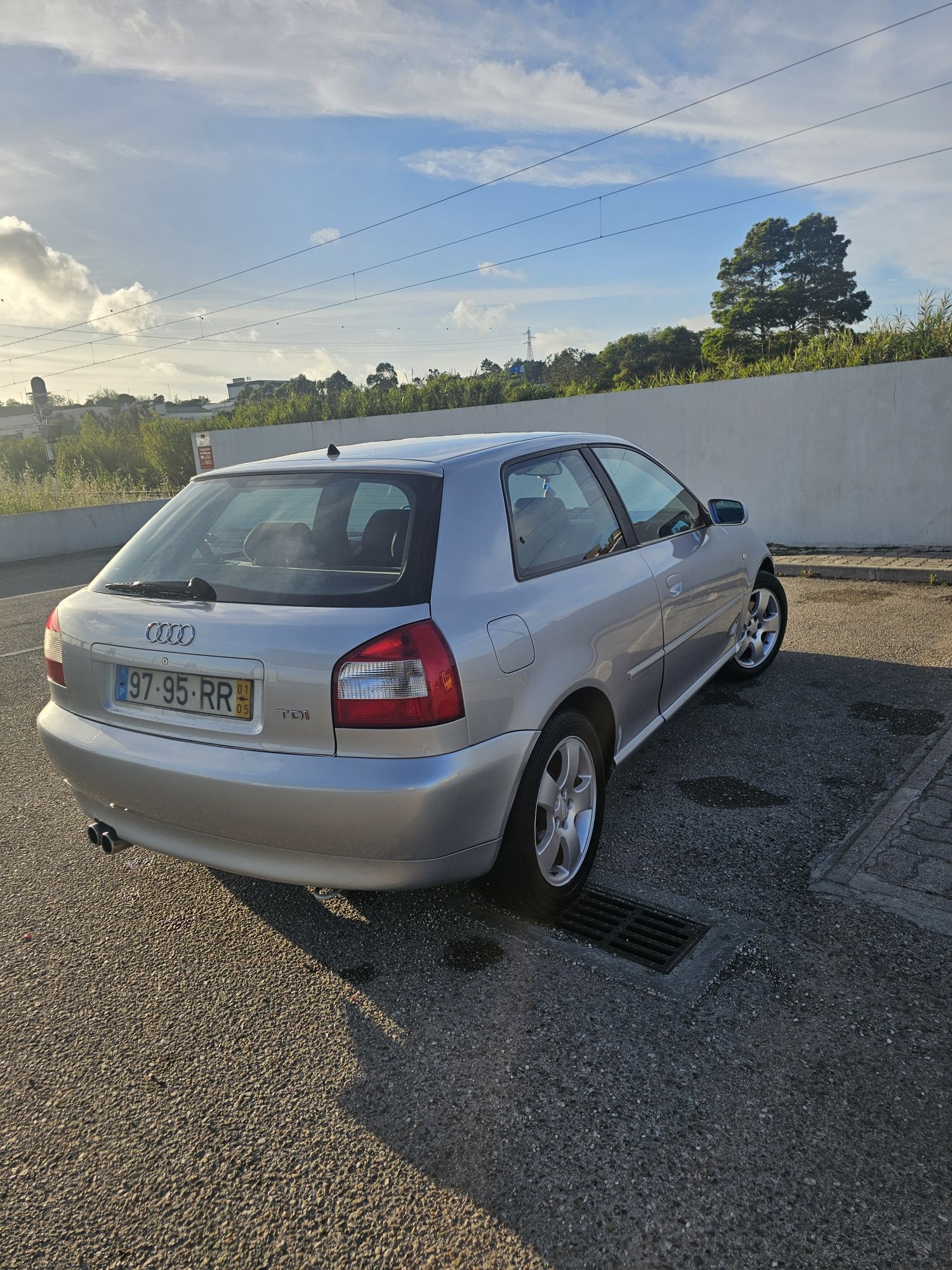 Audi 130 pd caixa de 6 velocidades