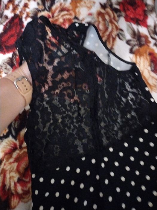 Продам коротку  сукню в горошок