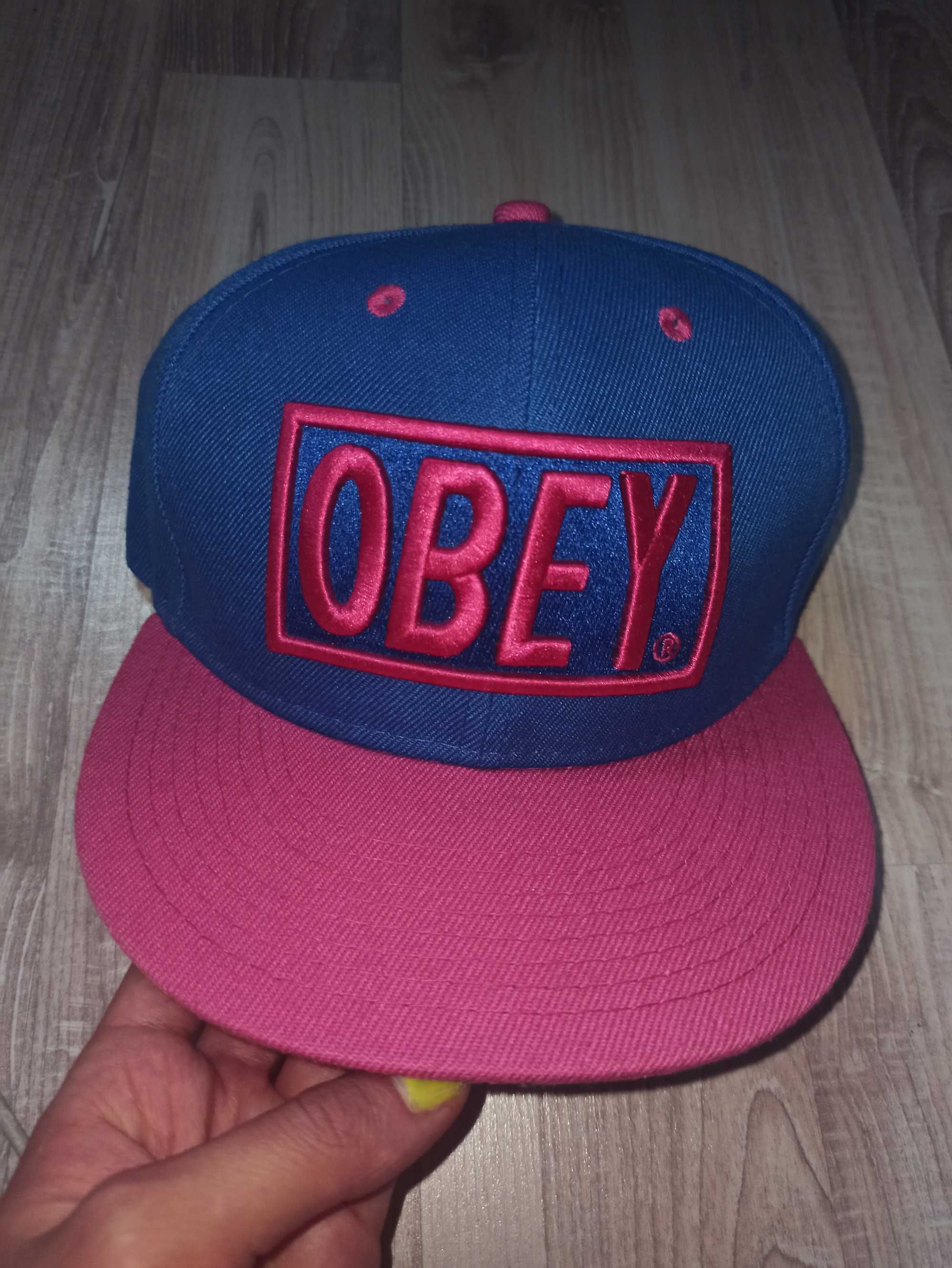 Czapka obey snapback uniseks