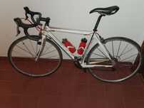 bicicleta ciclismo em carbono