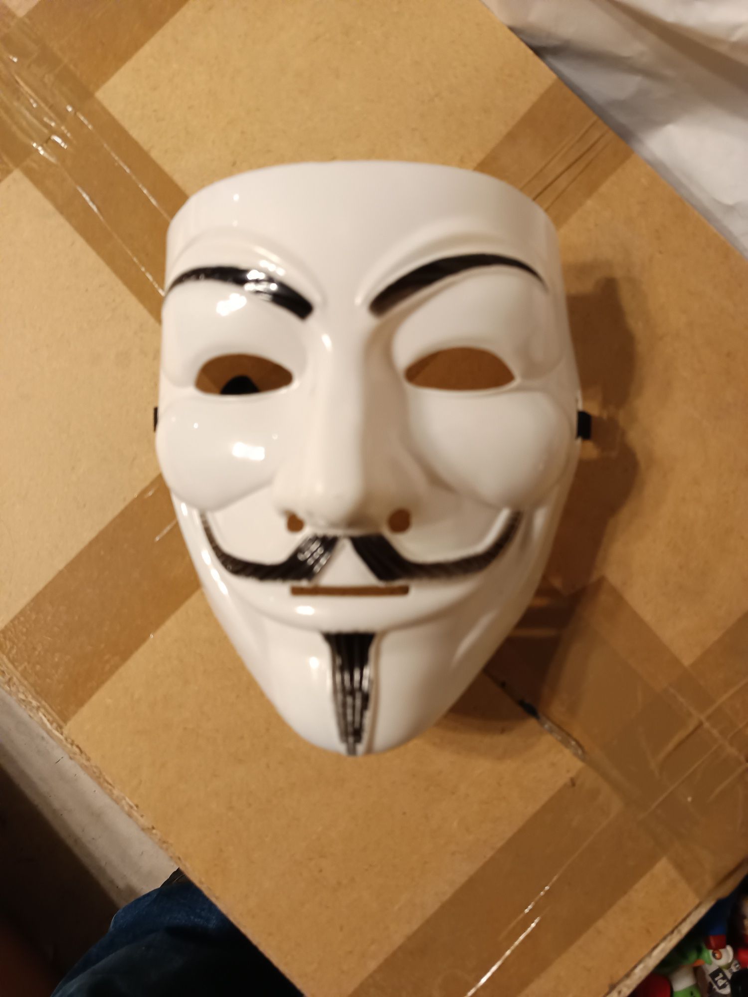 Maska V jak Vendetta Anonymous, Guy Fawkes BIAŁA