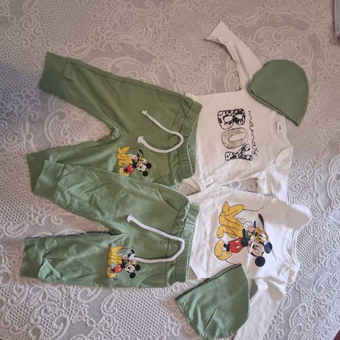 Fatos de treino e conjuntos para bebé (gémeos) dos 0-12meses