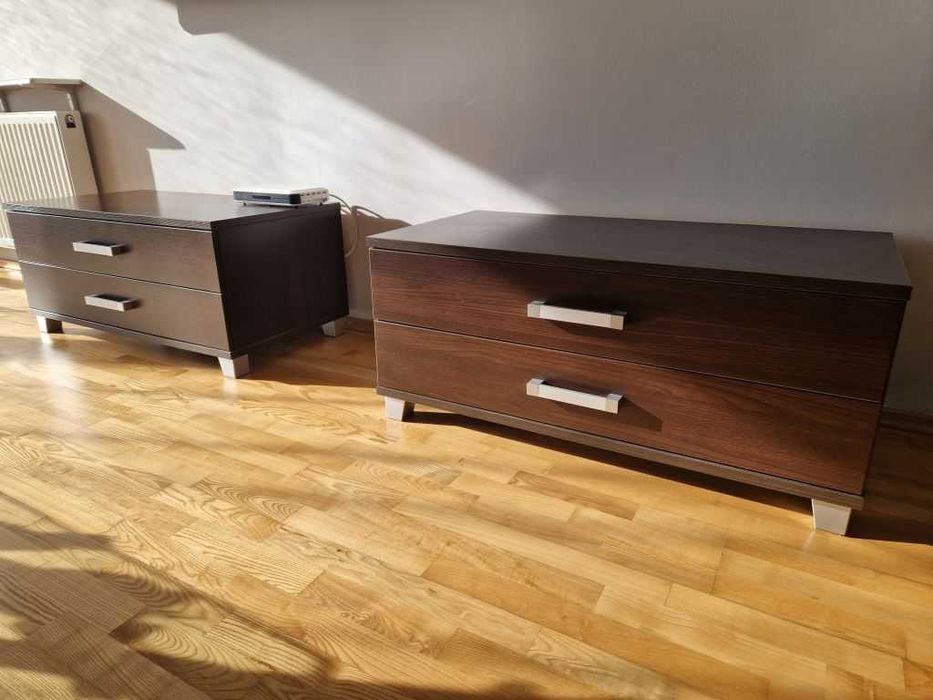 Meble do salonu kolor wenge komoda 4szt.